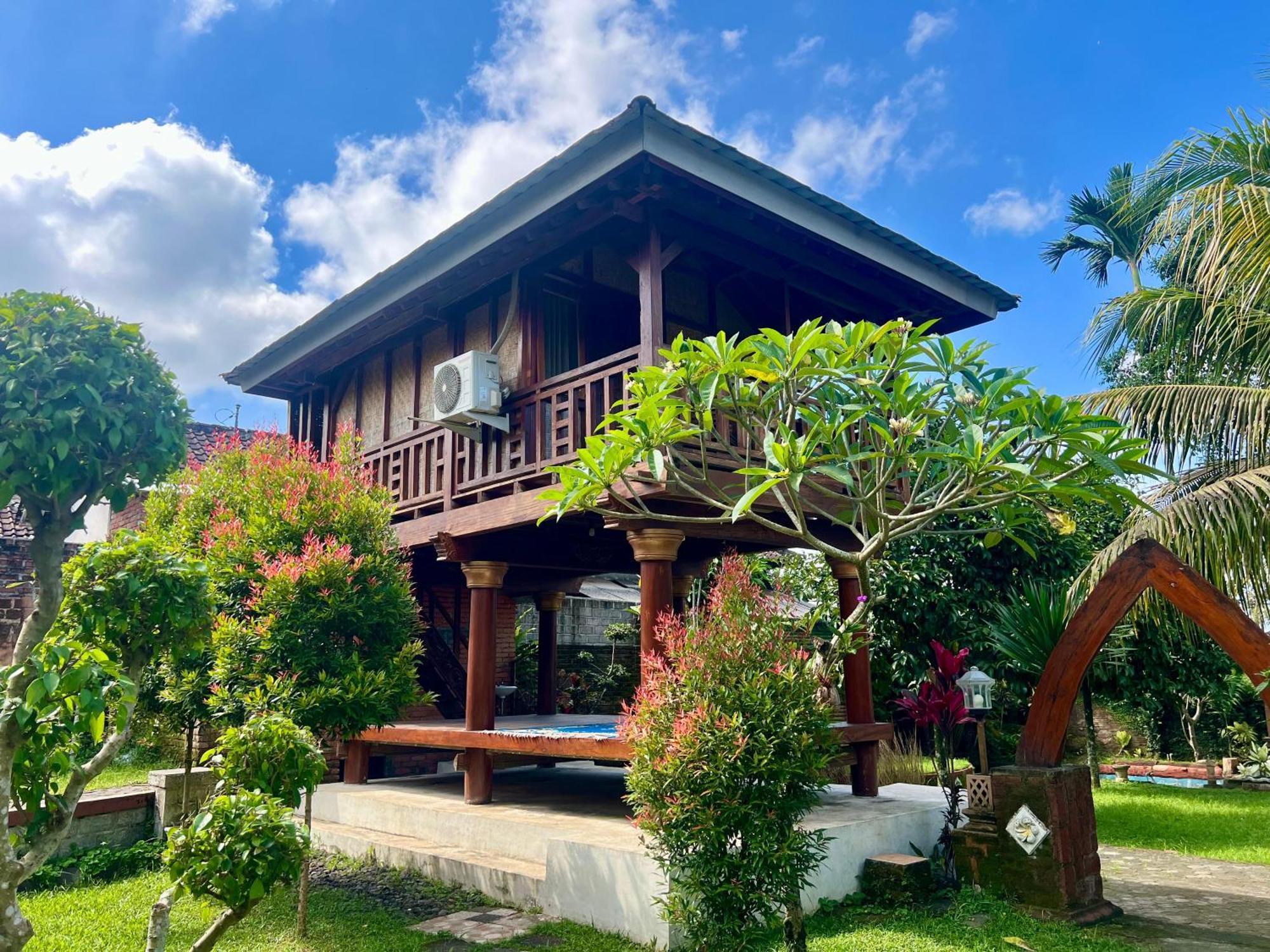 Bello Bungalow Batukliang Екстер'єр фото
