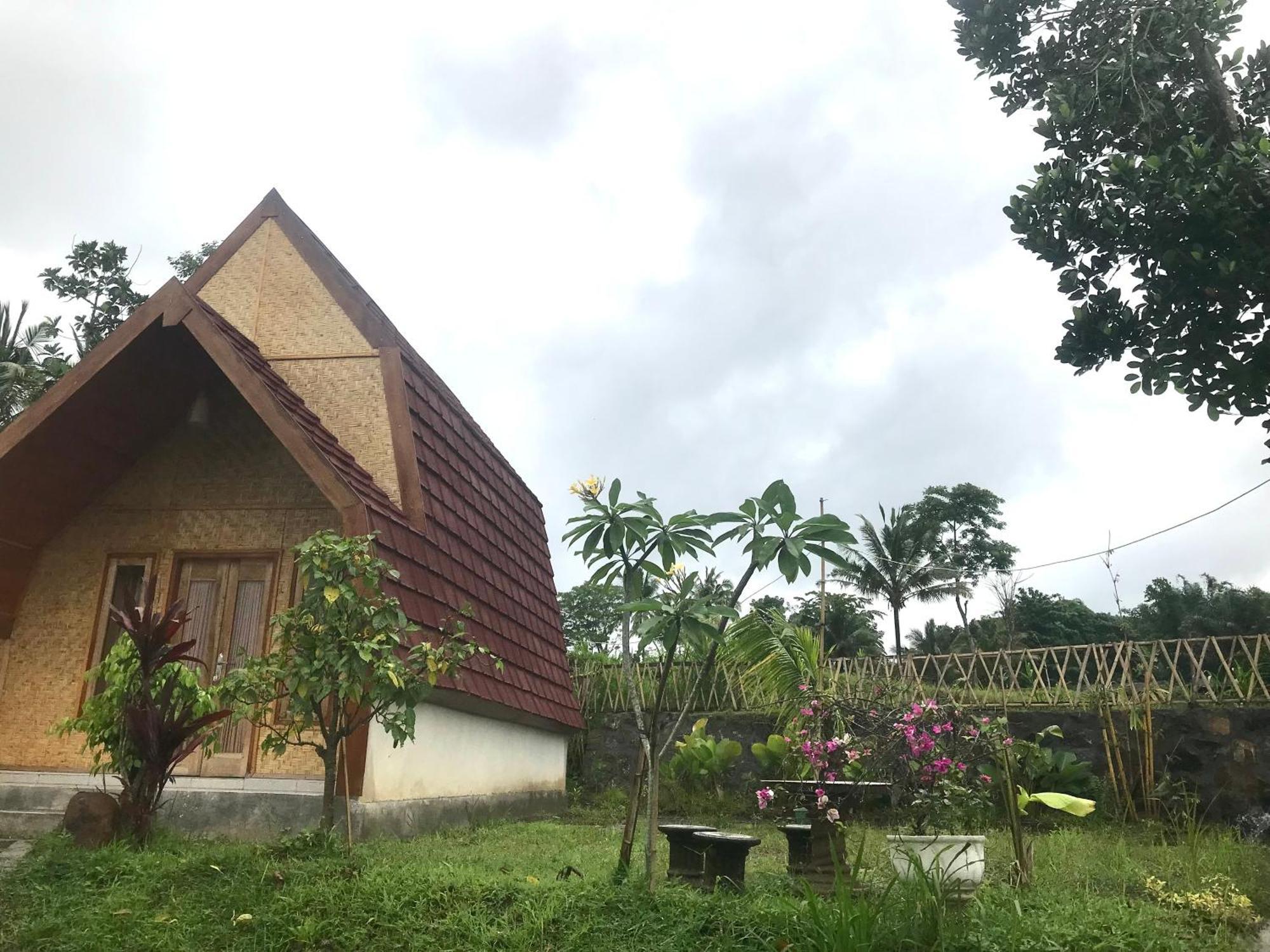 Bello Bungalow Batukliang Екстер'єр фото